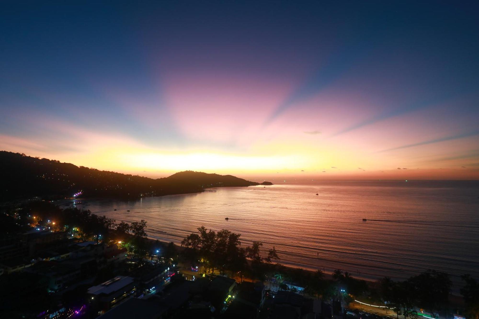 Tower Familys Sea View 2025 公寓 Patong