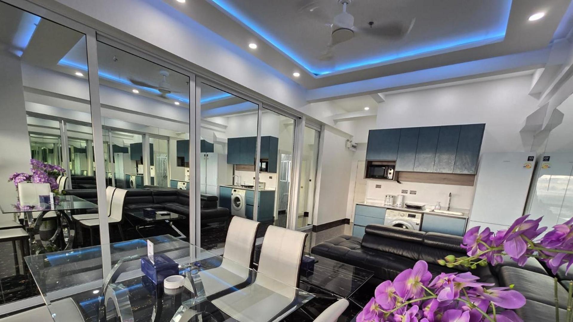 Tower Familys Sea View 2025 公寓